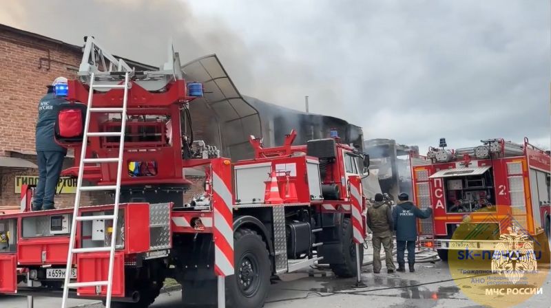 Разбор завалов во Владикавказе приостановлен из-за угрозы обрушения, но энергетики уже вернули свет в дома – хроника трагедии 10 апреля