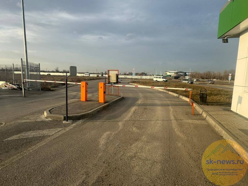 На Северном автовокзале Нальчика после жалоб в интернете заставили пускать водителей бесплатно