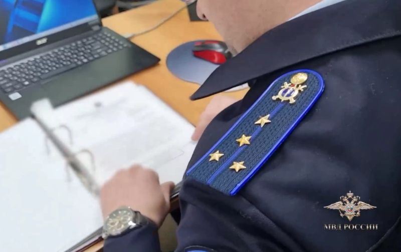 В Нальчике задержали 63-летнюю жительницу Адыгеи, которая обманула троих на 450 тысяч рублей, обещая помочь с госсубсидиями