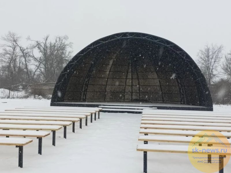 В школе поселка Горьковский детям за 850 тысяч сделали площадку для творчества