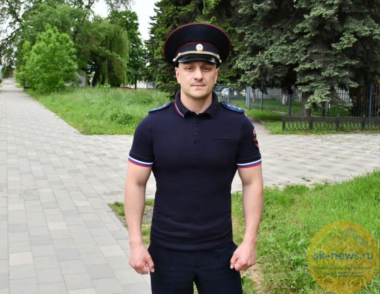Полицейский из Нальчика завоевал золото международного турнира по многоповторным подтягиваниям с дополнительным весом
